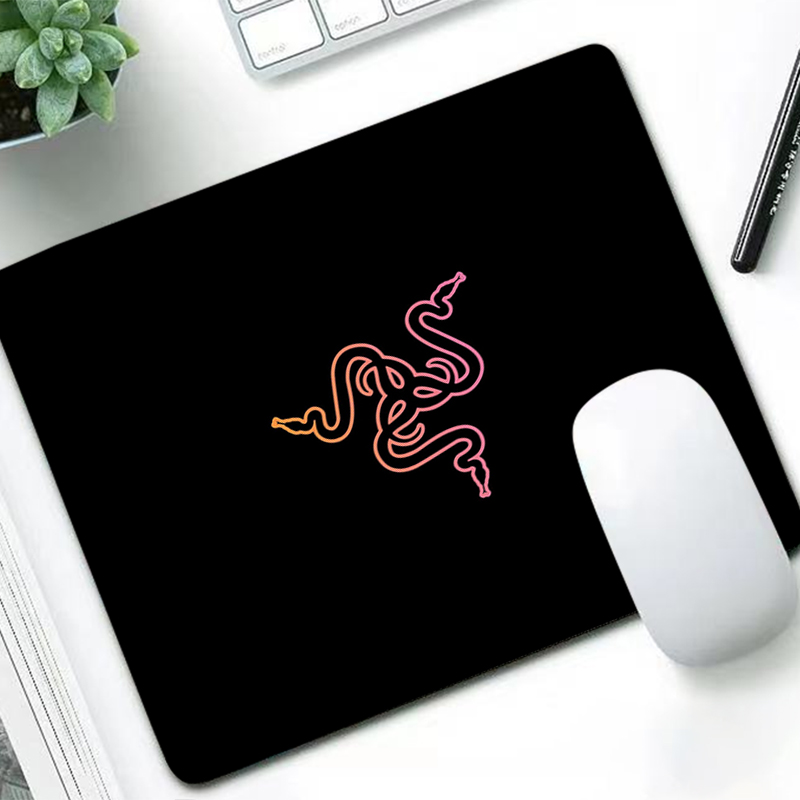 Pad Gaming Console - Razer Luxe Muismat Anime Gamer Bureaumat