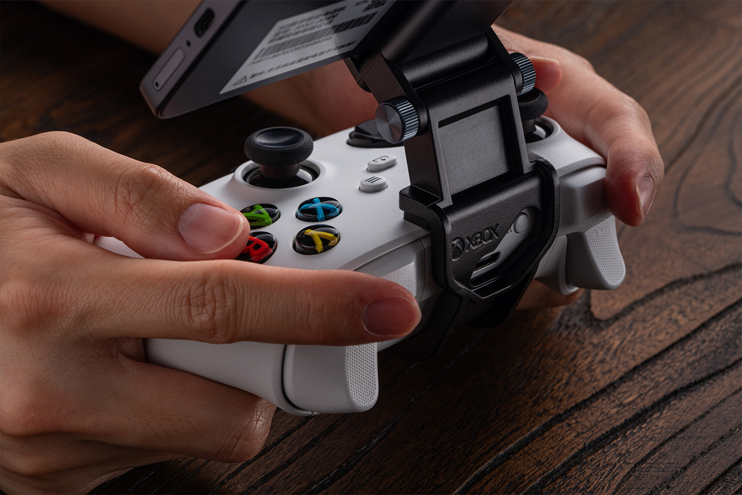 8BitDo Mobiele telefoonhouder  - Gaming Console Gp Pro recensie en prijs